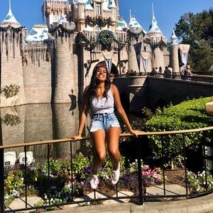 Meet your Posher, Rachel